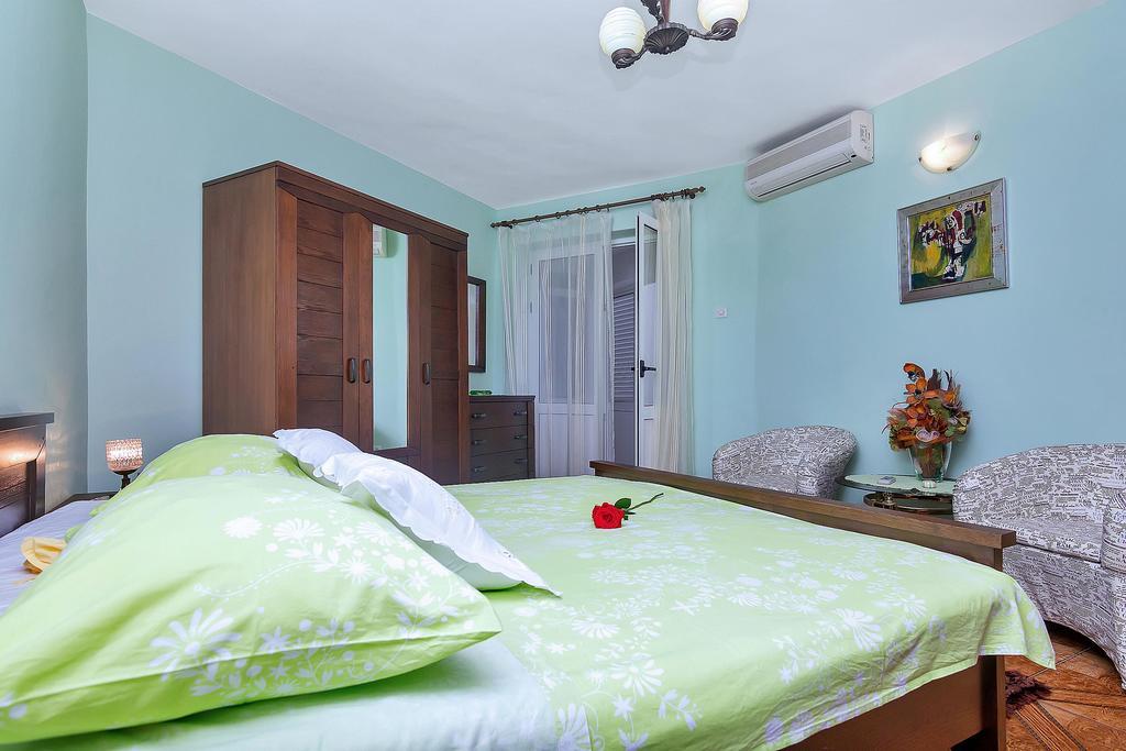 Lory Apartament Makarska