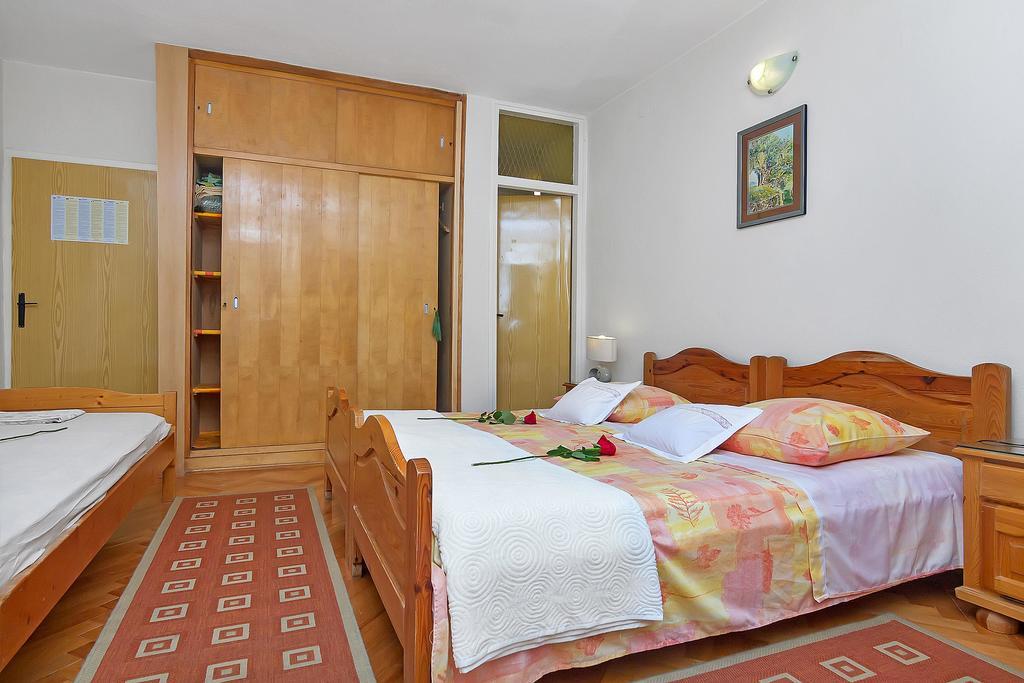 Lory Apartament Makarska